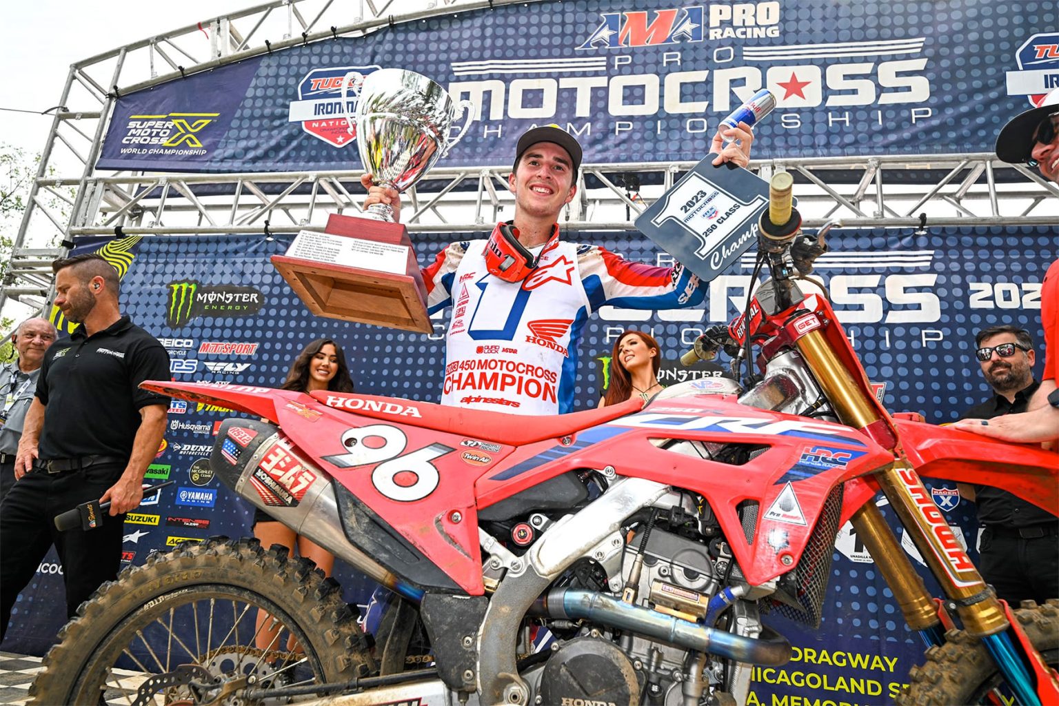 Hunter Lawrence Juara AMA Pro Motocross 250, Menyempurnakan Prestasi Red Riders HRC di Kompetisi 2023