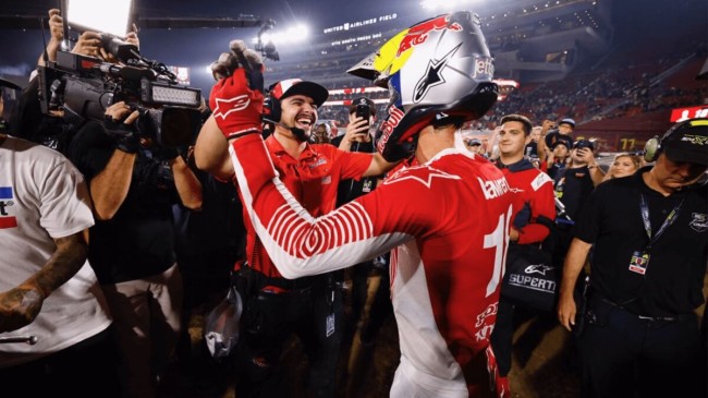 Jett Lawrence dan Haiden Deegan Juara Dunia SuperMotocross
